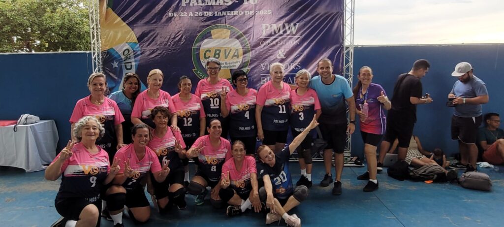 A equipe feminina da categoria +68 anos se sagrou vice-campeã, garantindo a medalha de prata na Série Prata - Foto: Divulgação