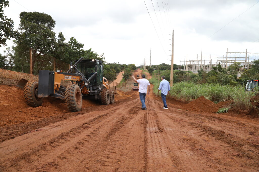 Região do Vale da Cachoeira recebe serviços de recuperação das estradas vicinais - Foto: Edu Fortes