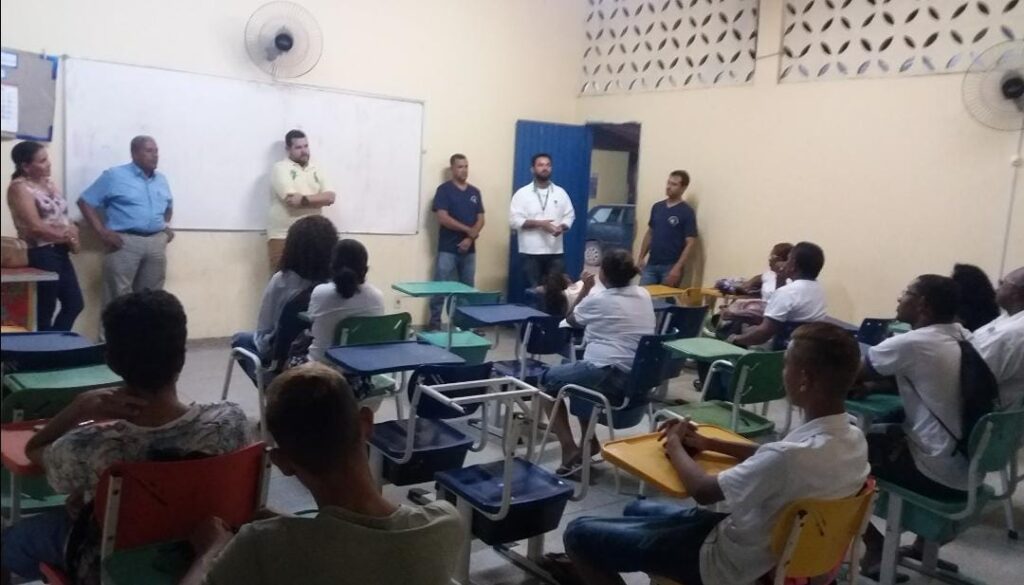 Cinco unidades oferecem a EJA na rede municipal de ensino - Foto: Divulgação