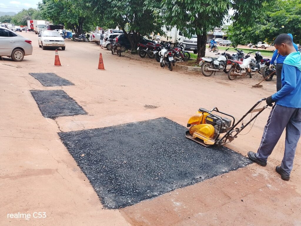 Manutenção de via no estacionamento da ASR-SE 75 (712 Sul) - Foto: Divulgação