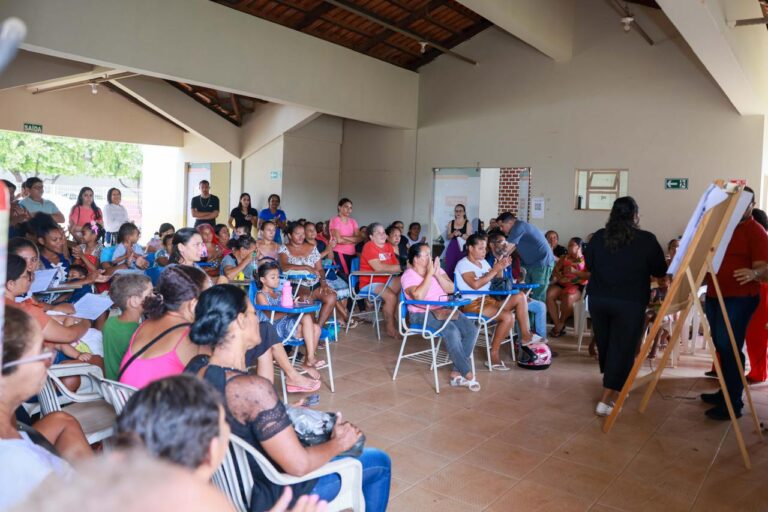 Comunidade do Taquari recebe orientações sobre Bolsa Família