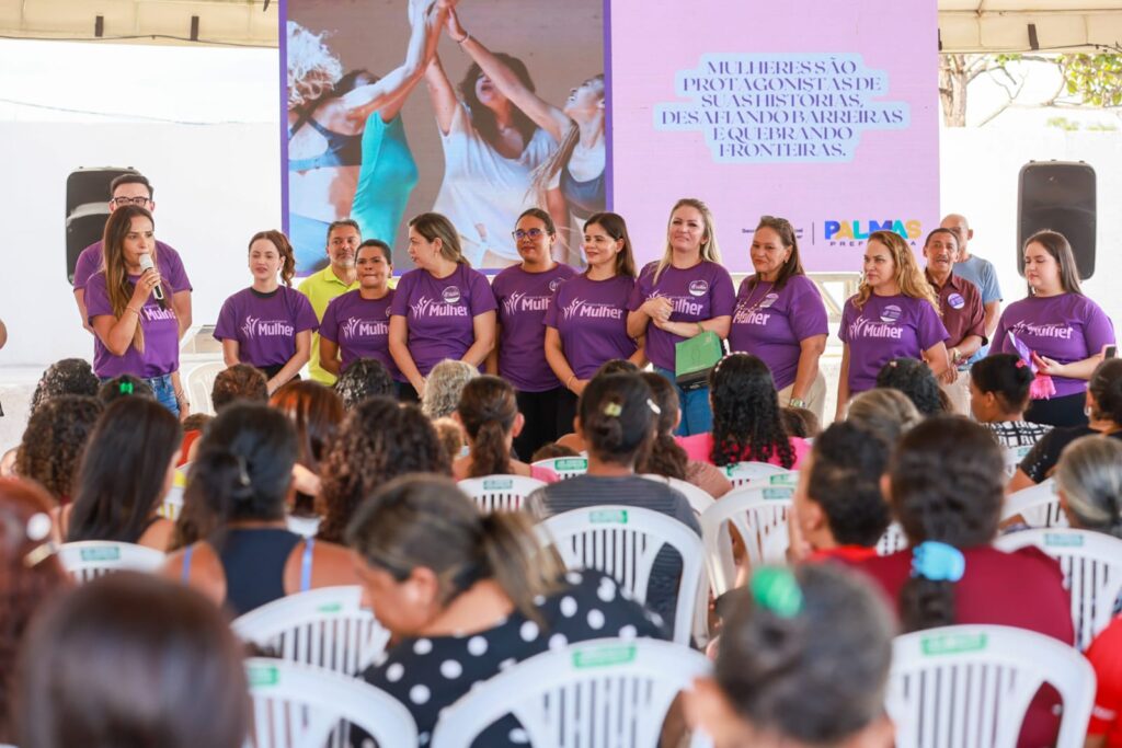 Mais de 200 mulheres passaram uma tarde especial no sábado,8, no Dia Internacional da Mulher, no setor Belo Horizonte, promovido pela Secretaria Municipal da Mulher. Foto: Lia Mara