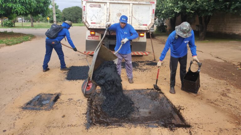 Prefeitura de Palmas fecha fevereiro com mais de 8 mil buracos tapados em 79 vias da cidade